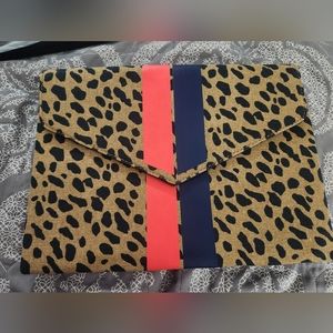 Stella & Dot Bellamy Clutch